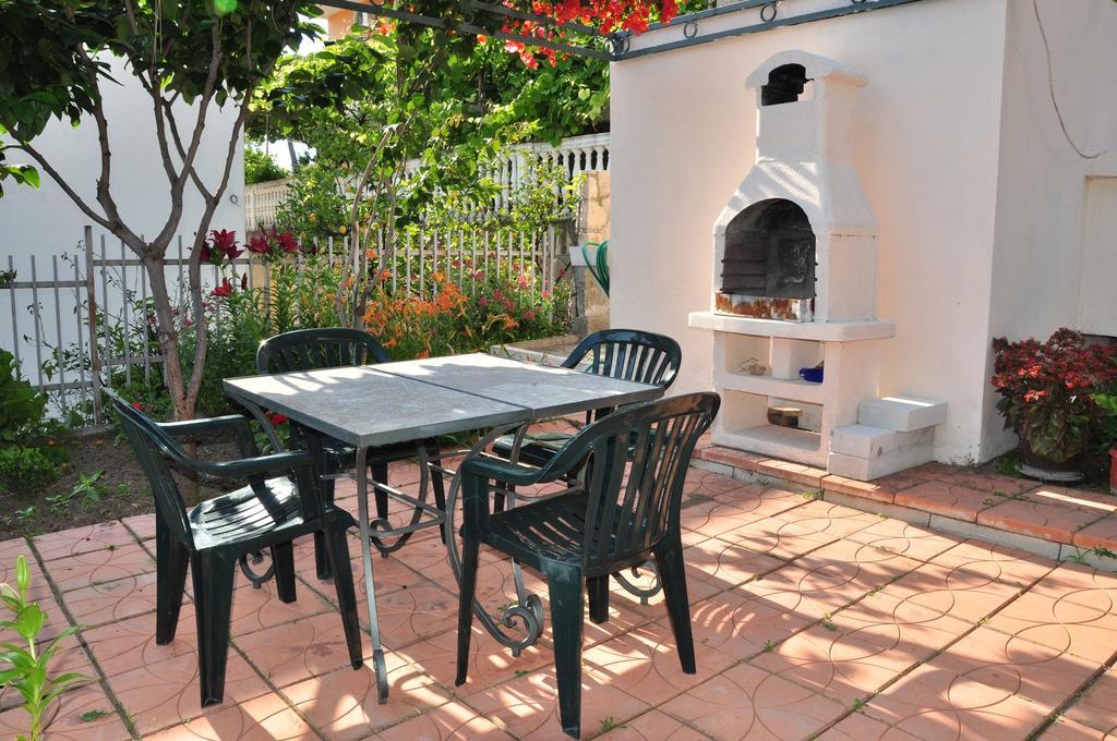 Comfort Apartments Бар Екстер'єр фото