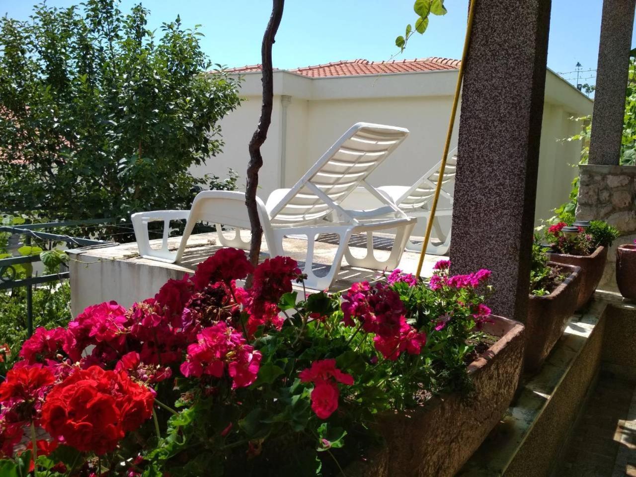 Comfort Apartments Бар Екстер'єр фото